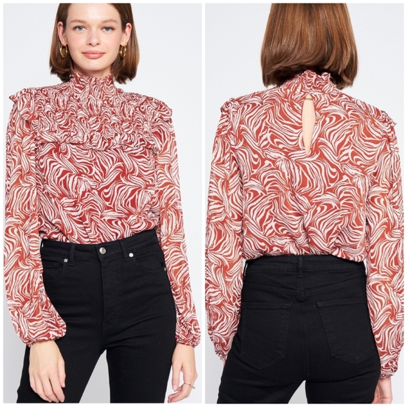 Jaquie The Label Chic Swirly Print Long Sleeves Top - Picture 3 of 8